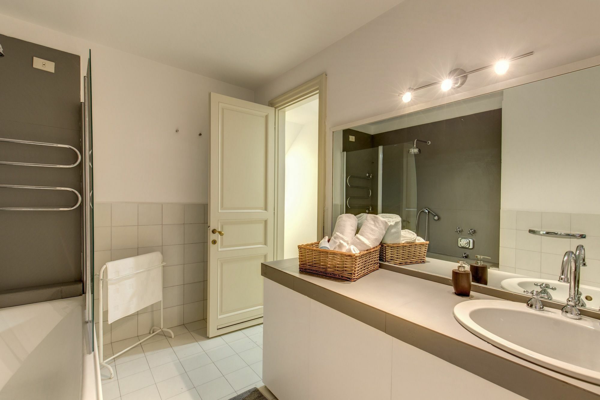 Trevi Miracle Suite Rome Extérieur photo